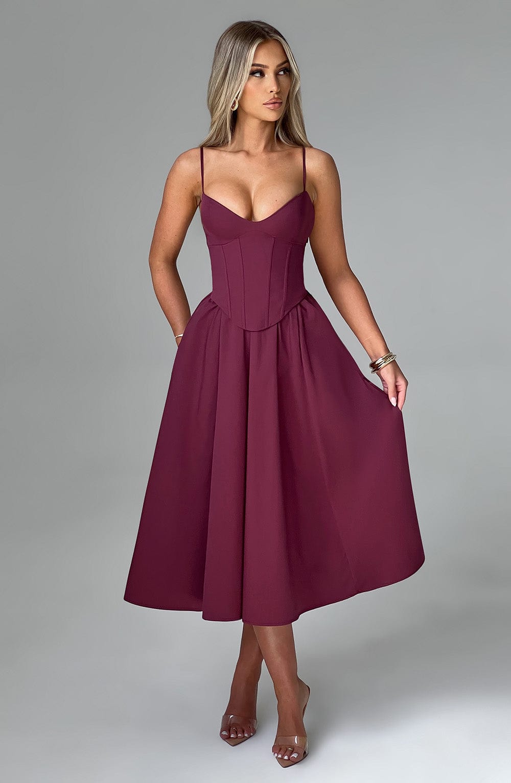 Mariella Midi Dress — Vermelho Cereja Lacado