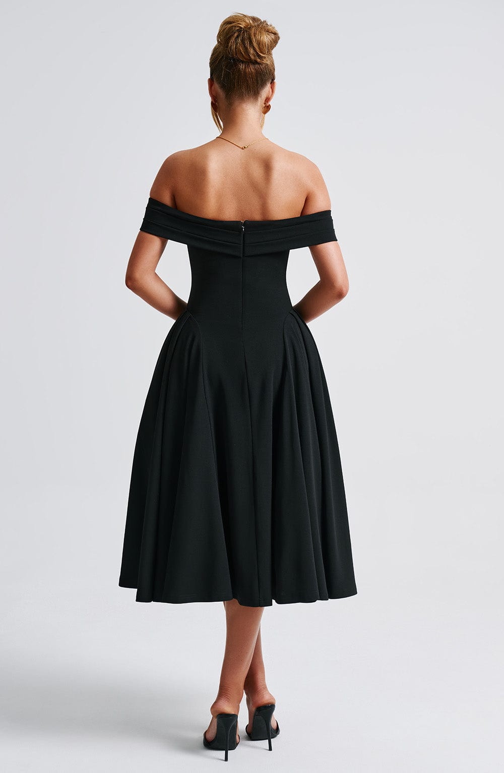 Miranda Vestido Midi — Preto