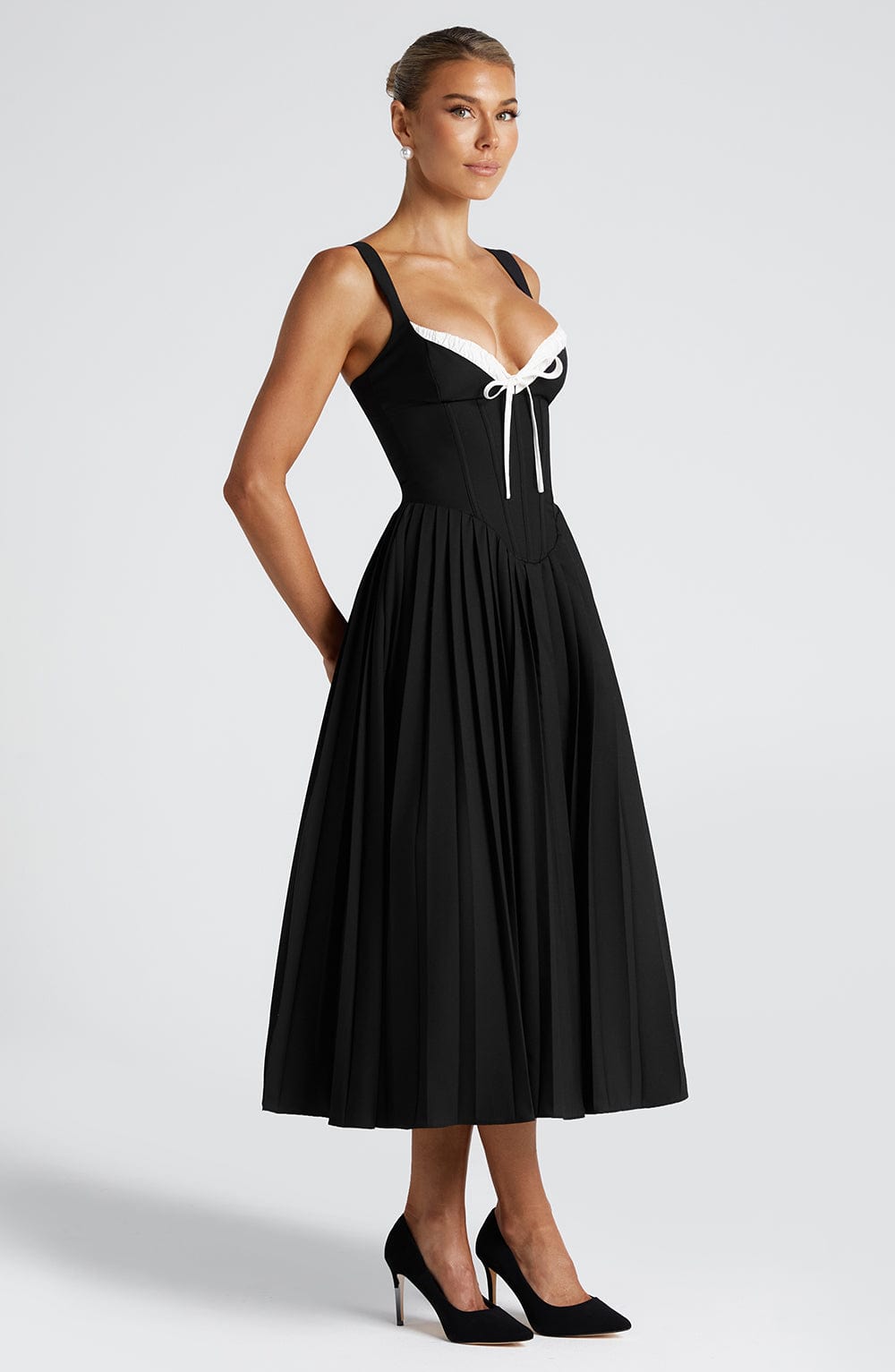 Natassia Vestido Midi — Preto/Branco